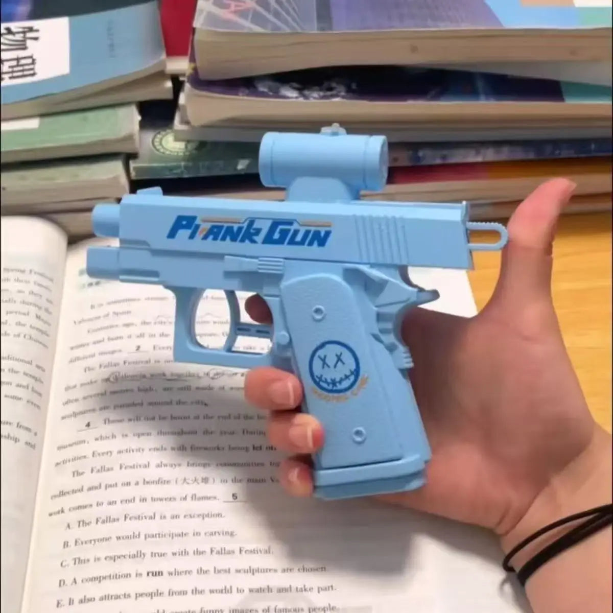 Funny Double-Sided Reverse Water Gun for Kids & Adults – Mini Summer Prank Toy